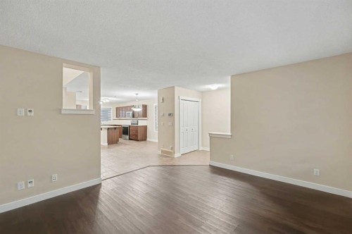 14 Skyview Point Link Ne, Calgary, AB - Indoor Photo Showing Other Room