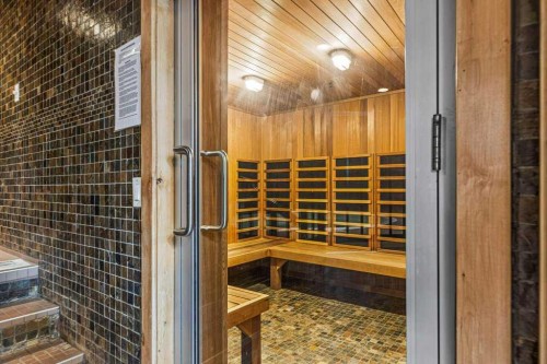 319-170 Crossbow Place, Canmore, AB - Indoor Photo Showing Other Room