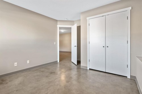 204E 6 Avenue, Strathmore, AB - Indoor Photo Showing Other Room