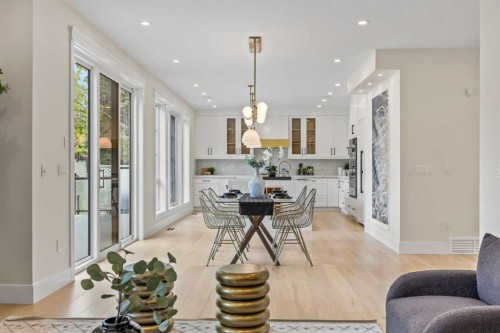 12 Vardana Place Nw, Calgary, AB - Indoor