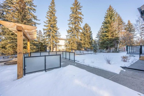 12 Vardana Place Nw, Calgary, AB - Outdoor