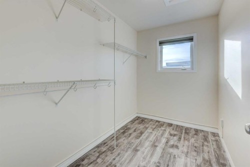 168 Simcoe Place Sw, Calgary, AB - Indoor With Storage