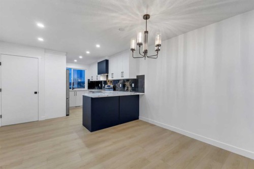 16 Faldale Close Ne, Calgary, AB - Indoor Photo Showing Kitchen