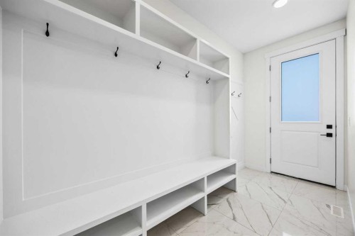 4635 79 Street Nw, Calgary, AB - Indoor Photo Showing Other Room