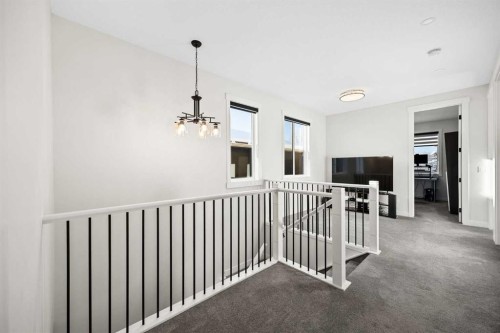 4635 79 Street Nw, Calgary, AB - Indoor Photo Showing Other Room