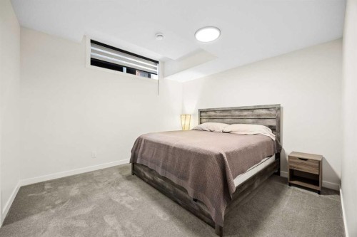 4635 79 Street Nw, Calgary, AB - Indoor Photo Showing Bedroom