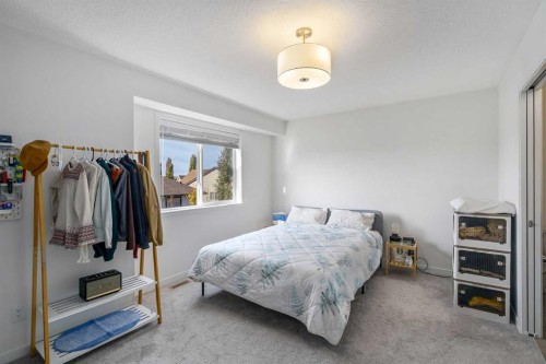 628 Copperstone Manor Se, Calgary, AB - Indoor Photo Showing Bedroom