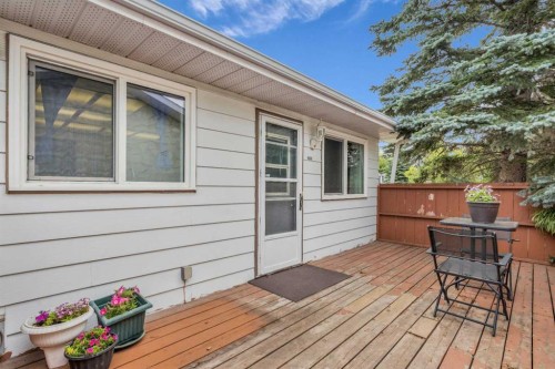 403 Queen Alexandra Way Se, Calgary, AB - Outdoor With Deck Patio Veranda With Exterior