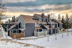 257-66 Glamis Green SW Calgary, AB T3E 6V1