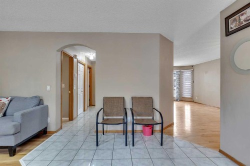 710 Coral Springs Boulevard Ne, Calgary, AB - Indoor Photo Showing Other Room