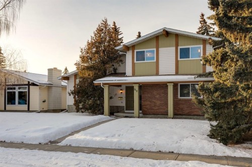219 Silvercreek Close Nw, Calgary, AB - Outdoor With Facade