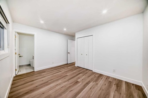 304 Huntbourne Hill Ne, Calgary, AB - Indoor Photo Showing Other Room