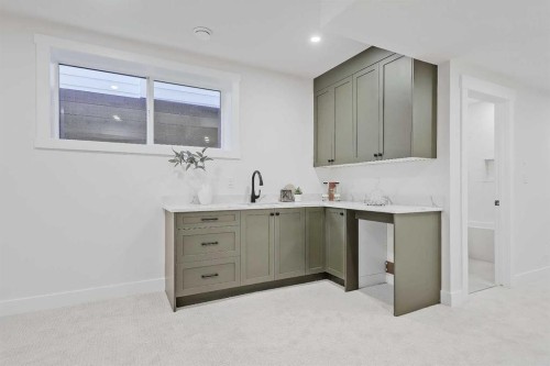 1728 19 Avenue Nw, Calgary, AB - Indoor