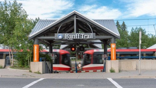 1728 19 Avenue Nw, Calgary, AB - Outdoor