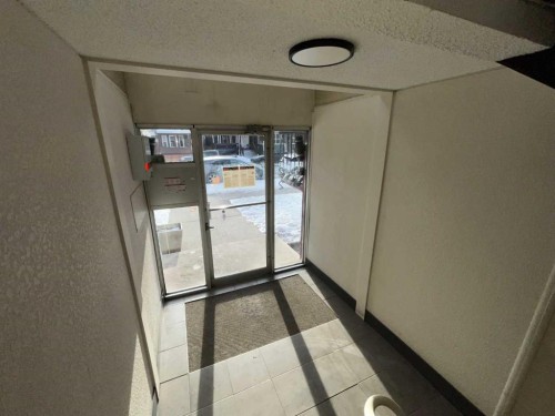 416-1222 13 Avenue Sw, Calgary, AB - Indoor Photo Showing Other Room