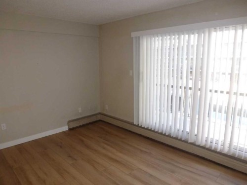 416-1222 13 Avenue Sw, Calgary, AB - Indoor Photo Showing Other Room