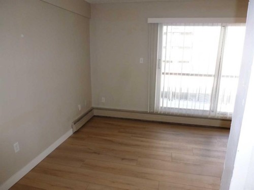 416-1222 13 Avenue Sw, Calgary, AB - Indoor Photo Showing Other Room