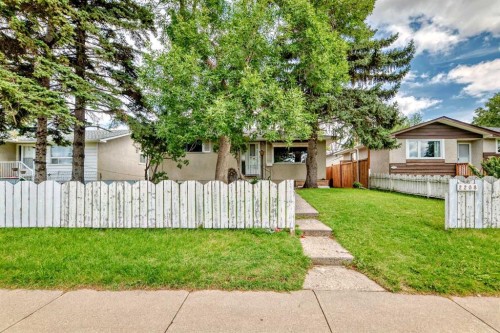 2208 47 Street Se, Calgary, AB - Outdoor