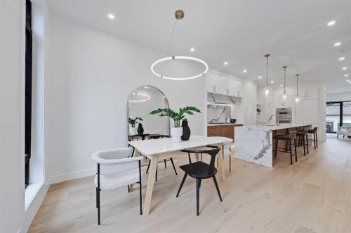 2720 5 Avenue Nw, Calgary, AB - Indoor Photo Showing Dining Room