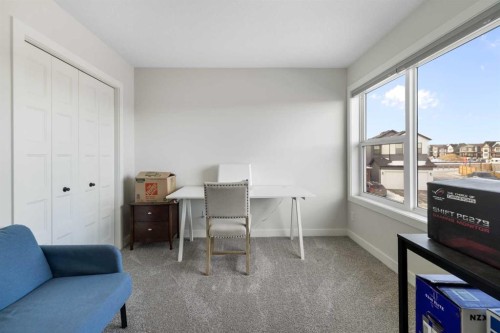 78 Silverton Glen Crescent Sw, Calgary, AB - Indoor