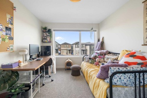 78 Silverton Glen Crescent Sw, Calgary, AB - Indoor Photo Showing Office