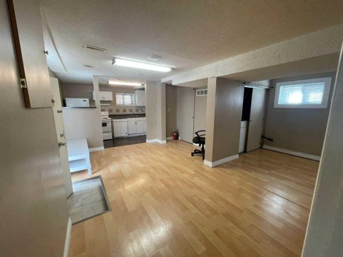 3804 Centre A Street Ne, Calgary, AB - Indoor