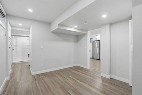 236 Fairview Drive Se, Calgary, AB - Indoor Photo Showing Other Room