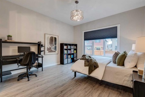 14 Cranbrook Common Se, Calgary, AB - Indoor Photo Showing Bedroom