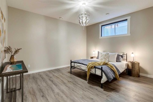 14 Cranbrook Common Se, Calgary, AB - Indoor Photo Showing Bedroom