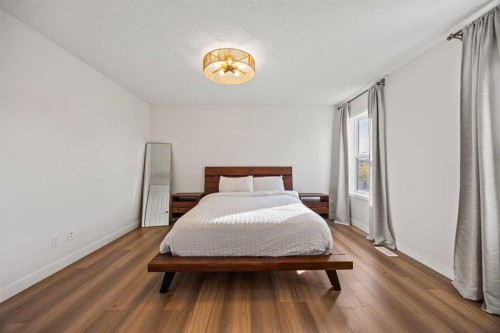 366 Bridleridge View Sw, Calgary, AB - Indoor Photo Showing Bedroom