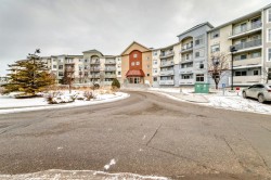 2126-700 Willowbrook Road NW Airdrie, AB T4B 0L5