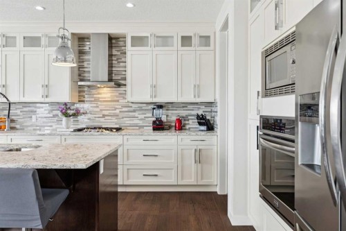 176 Cranarch Crescent Se, Calgary, AB - Indoor Photo Showing Kitchen With Upgraded Kitchen