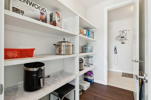 176 Cranarch Crescent Se, Calgary, AB - Indoor