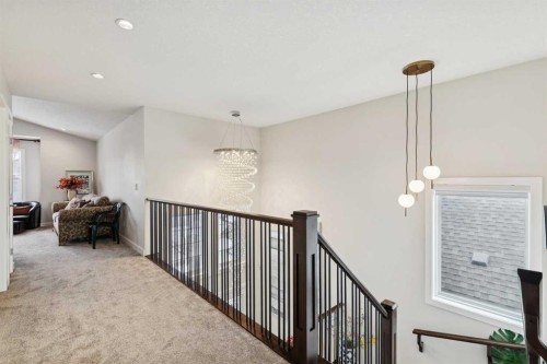 176 Cranarch Crescent Se, Calgary, AB - Indoor Photo Showing Other Room
