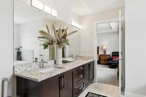 176 Cranarch Crescent Se, Calgary, AB - Indoor Photo Showing Bathroom