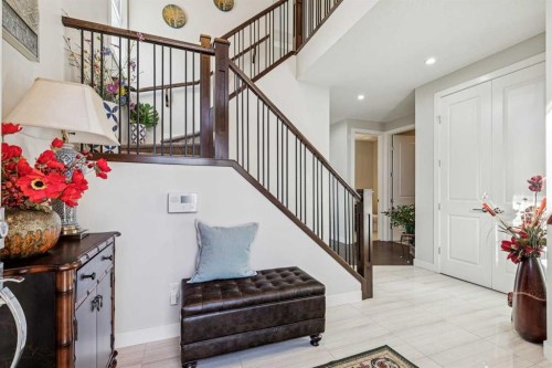 176 Cranarch Crescent Se, Calgary, AB - Indoor Photo Showing Other Room