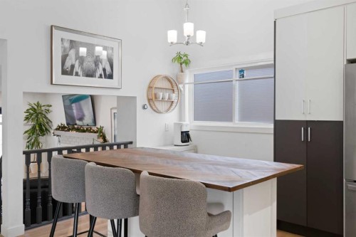 53 Riverside Crescent Se, Calgary, AB - Indoor Photo Showing Dining Room