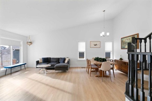 53 Riverside Crescent Se, Calgary, AB - Indoor Photo Showing Other Room