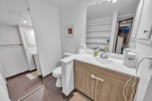 303 Ranchridge Bay Nw, Calgary, AB - Indoor Photo Showing Bathroom