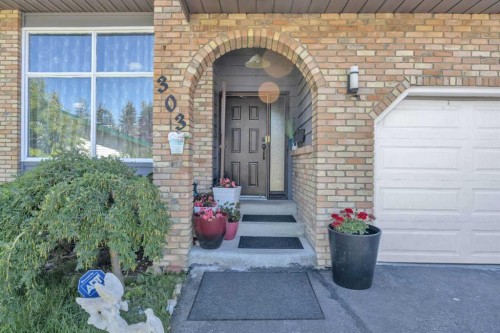 303 Ranchridge Bay Nw, Calgary, AB - Outdoor