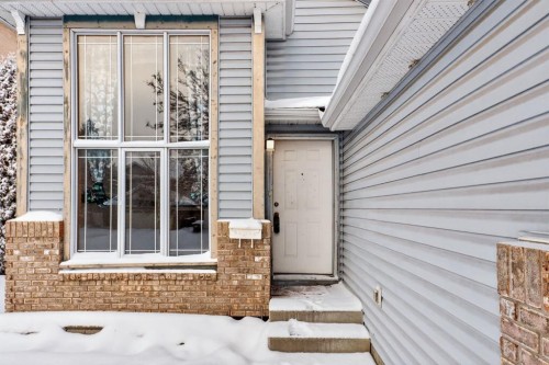 43 Somercrest Circle Sw, Calgary, AB - Outdoor With Exterior