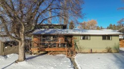 5228 40 Street  Innisfail, AB T4G 1G5