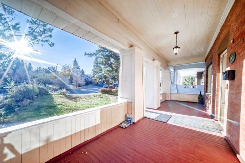 342 Superior Avenue Sw, Calgary, AB -  With Exterior