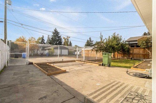 631 58 Street Se, Calgary, AB - Outdoor