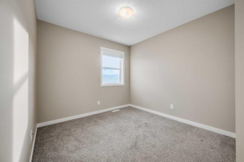 69 Skyview Point Common Ne, Calgary, AB - Indoor Photo Showing Other Room