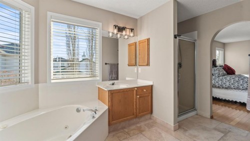 227 Rocky Ridge Close Nw, Calgary, AB - Indoor Photo Showing Bathroom