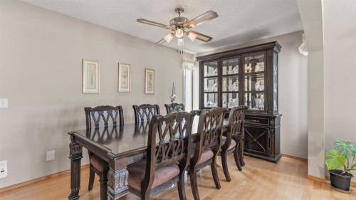 227 Rocky Ridge Close Nw, Calgary, AB - Indoor Photo Showing Dining Room