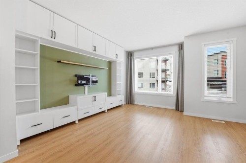 84 Shawnee Common Sw, Calgary, AB - Indoor