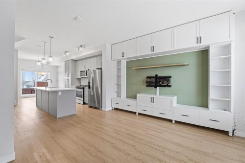 84 Shawnee Common Sw, Calgary, AB - Indoor Photo Showing Kitchen