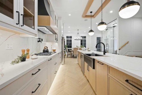 2019 21 Avenue Nw, Calgary, AB - Indoor Photo Showing Kitchen With Upgraded Kitchen